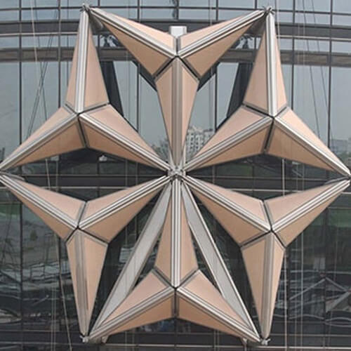 Performative Parametric Design of Radiation Responsive Screens